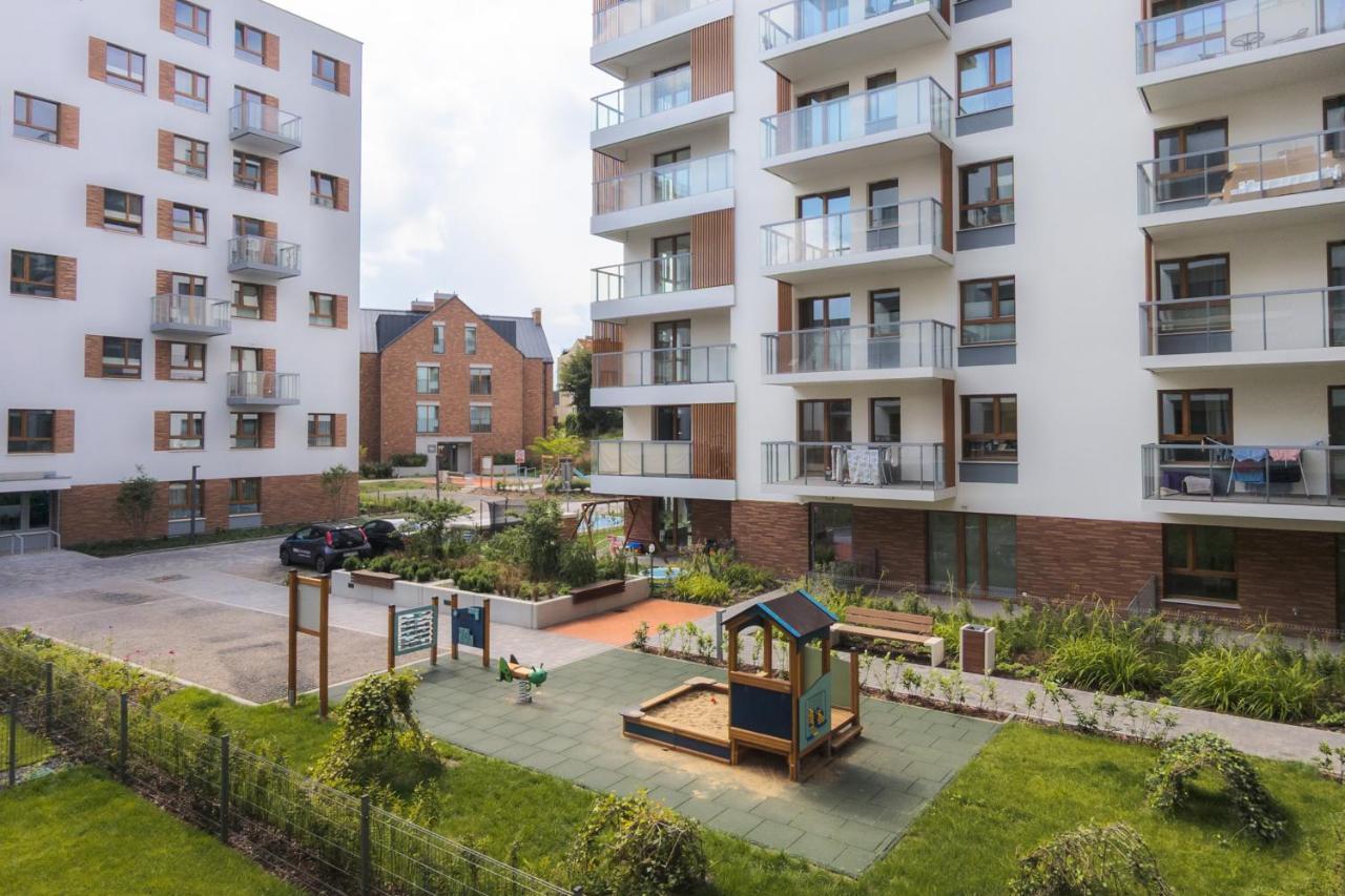 Bright & Stylish Apartment With Balcony 1,5 Km To Gdansk Main City By Noclegi Renters المظهر الخارجي الصورة